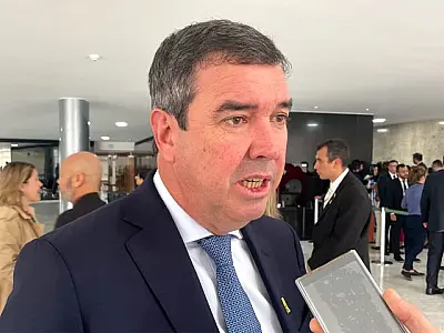 Governo federal abre linha direta para tratar dos grandes projetos para MS, afirma Eduardo Riedel
