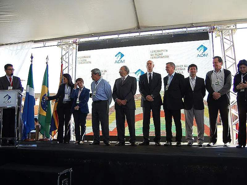 Fábrica de proteína da soja deve gerar 400 empregos em Campo Grande