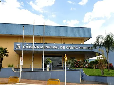 Acionada na Justiça, Câmara fará estudo para abrir concurso em Campo Grande