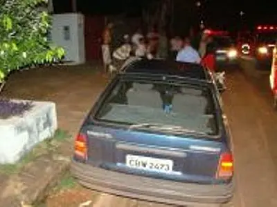 Carro desgovernado atropela duas mulheres em Três Lagoas