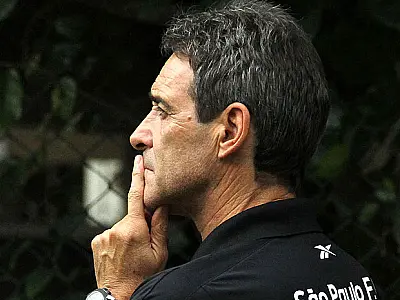 Carpegiani é demitido do São Paulo após derrota