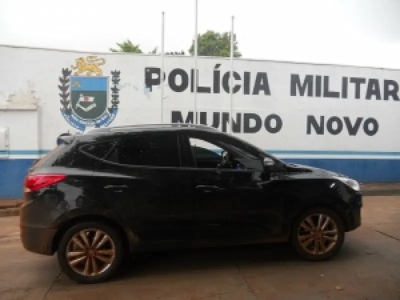 Polícia Paraguaia devolve caminhonete roubada em Itaquiraí