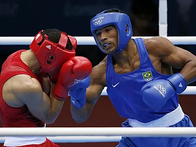 Brasileiro vai a final por ouro inédito no boxe