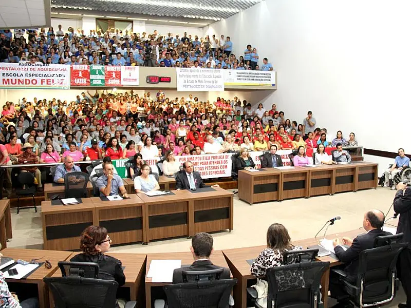 Audiência pública apresenta propostas para a Educação Especial do Estado