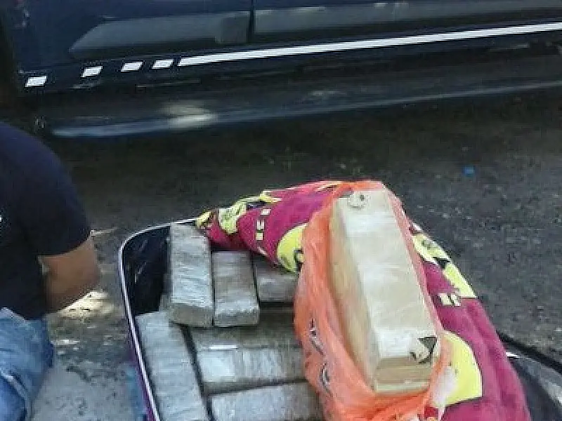 Homem é preso com maconha em bagagem