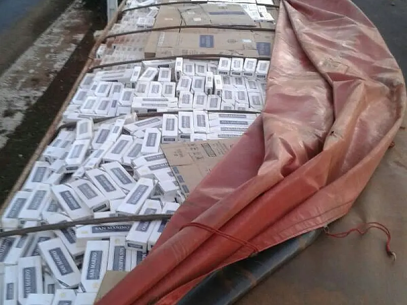 Carretas com cigarros foram apreendidas em Jaraguari