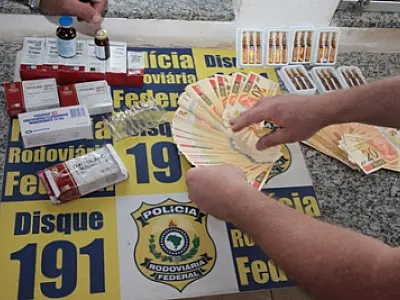 PRF apreende R$ 6,7 mil em cédulas falsas; Quantia foi adquirida na fronteira por R$ 1 mil