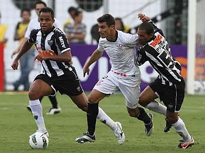 Brasileiro: Corinthians perde; Botafogo segue líder