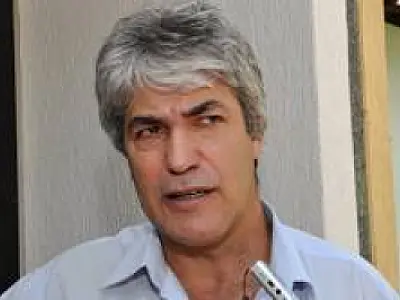 Alex do PT esclarece, mas não se retrata sobre Triângulo das Bermudas