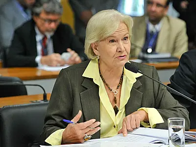 Senado aprova proposta que proíbe estágio não remunerado