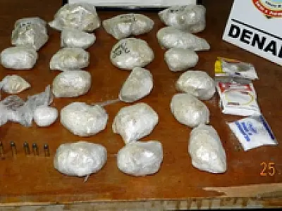 Adolescente grávida mantinha tráfico de drogas em casa