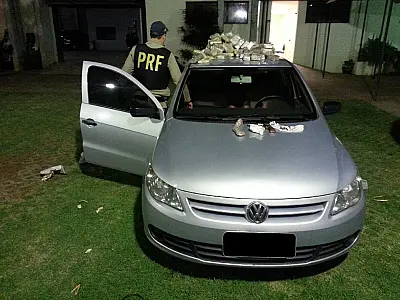 PRF prende homem com maconha, revólver e munições