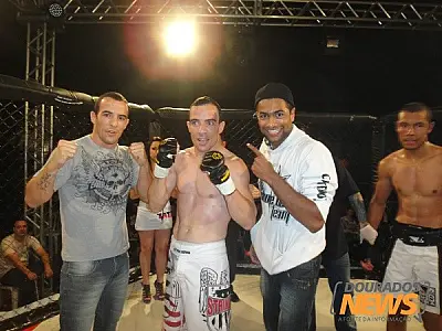 Lutador de MMA do Estado vence torneio no Paraná
