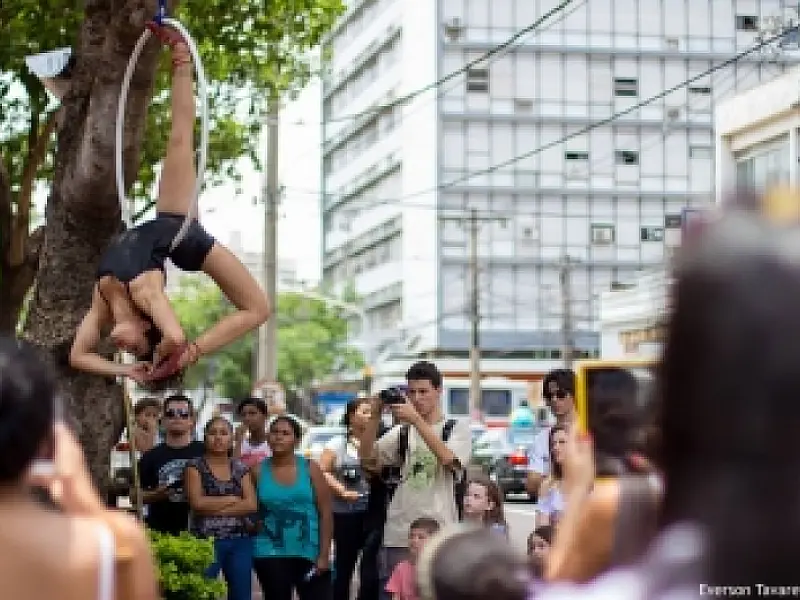 Fundac apresenta peça teatral em homenagem ao dia mundial do circo