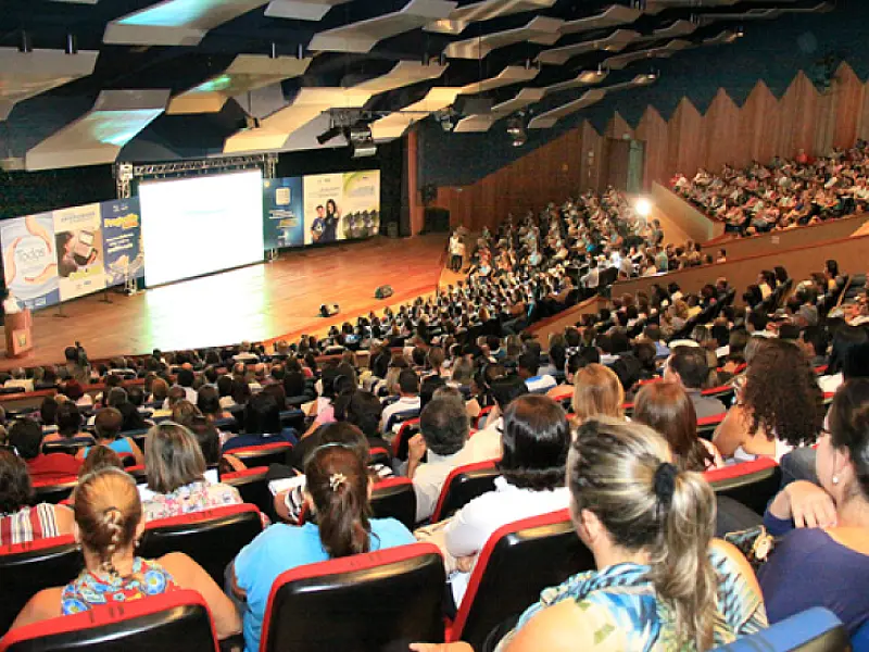 Governo lança cinco projetos na área de educação