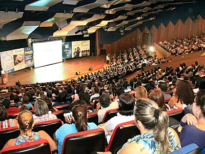 Governo lança cinco projetos na área de educação