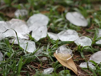 Dourados teve chuva de granizo na tarde dessa segunda