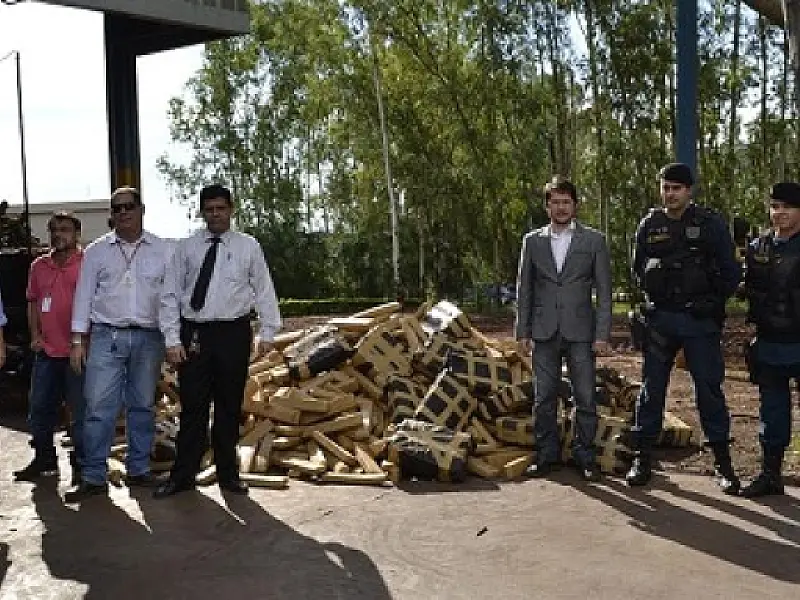 Policiais de Aparecida do Taboado incineram 1.357 quilos de maconha