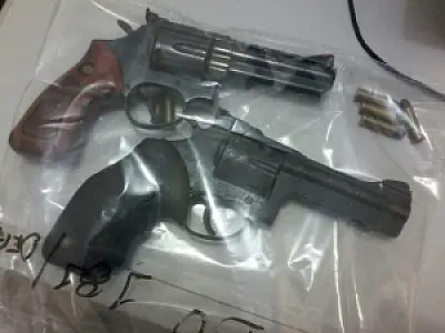 Adolescentes são flagrados com armas em Dourados