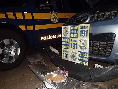 Presos por tráfico, bolivianos oferecem carro a policiais