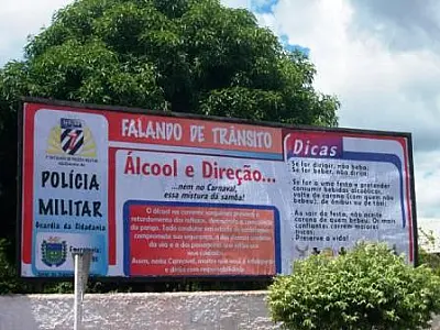 Polícia alerta sobre riscos do álcool no Carnaval