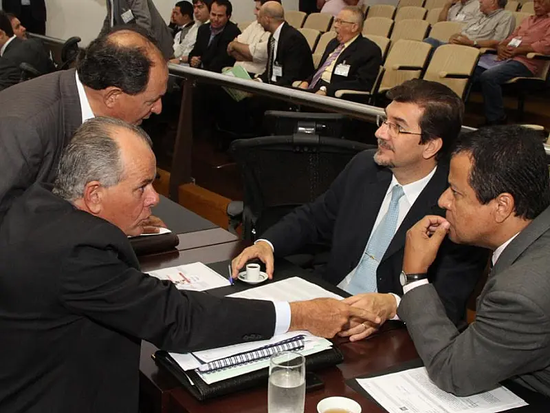 Escândalo da Saúde em MS é tema de audiência hoje na AL