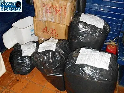 PMR de Amandina apreende contrabando em carro de MG