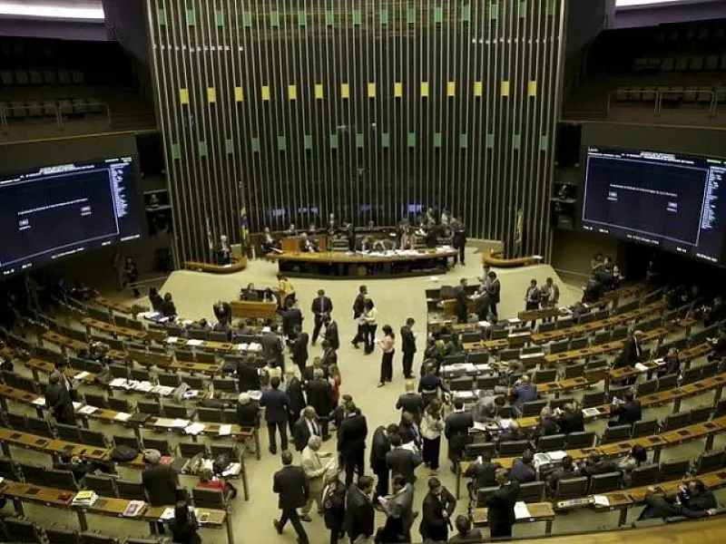 Com 2 deputadas de MS, Câmara terá 14% de mulheres