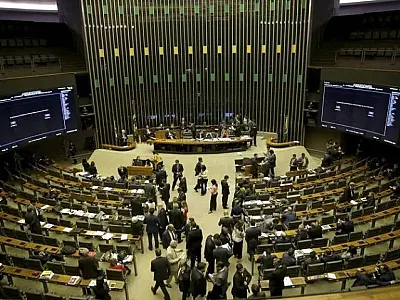 Com 2 deputadas de MS, Câmara terá 14% de mulheres