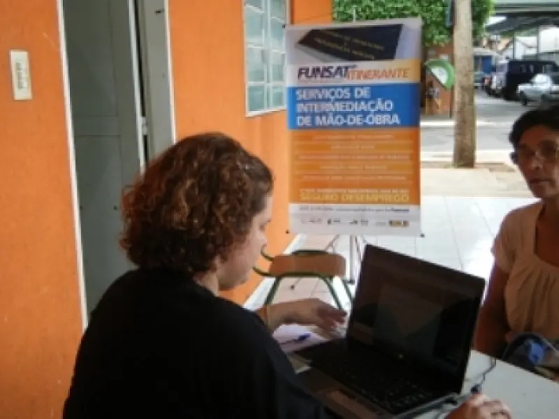 Moradores do bairro Vida Nova recebem Funsat itinerante