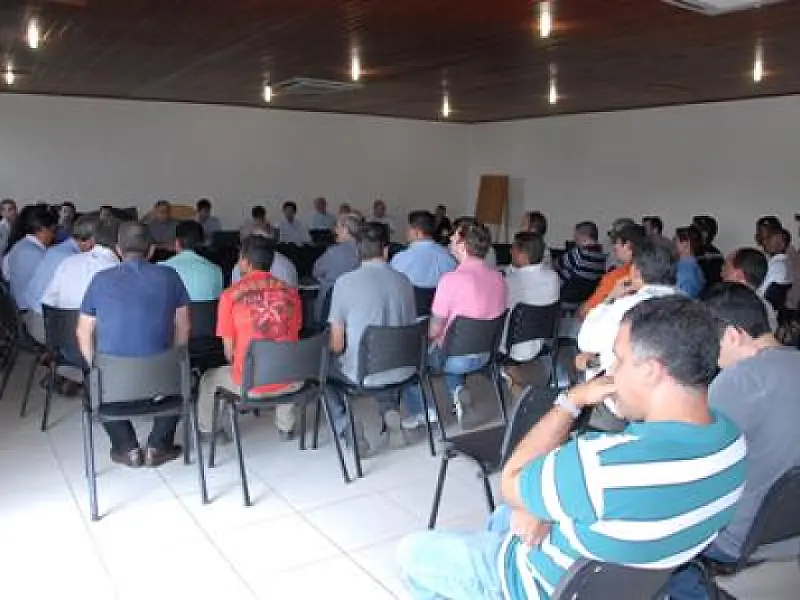 Greve de trabalhadores de Três Lagoas pode ter fim hoje