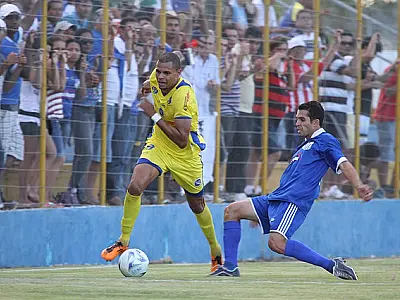 Estadual de MS tem três jogos neste sábado na abertura da 4ª rodada
