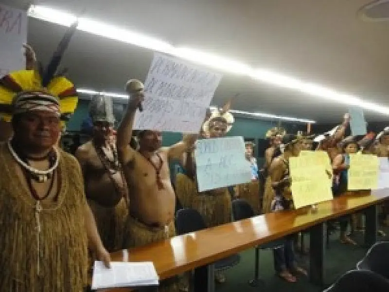Comissão da Câmara aprova PEC sobre demarcação de terras indígenas