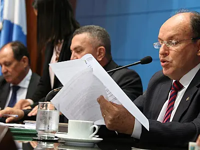 Junior Mochi quer ações contra tuberculose em presídios de MS