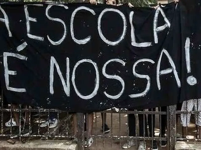 Termina hoje prazo dado pelo MEC para que estudantes desocupem escolas