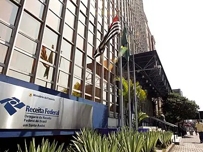 A uma semana do fim do prazo, Receita só recebeu um terço das declarações de empresas