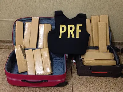 Jovens são presos transportando 25,5 kg de maconha na BR 163