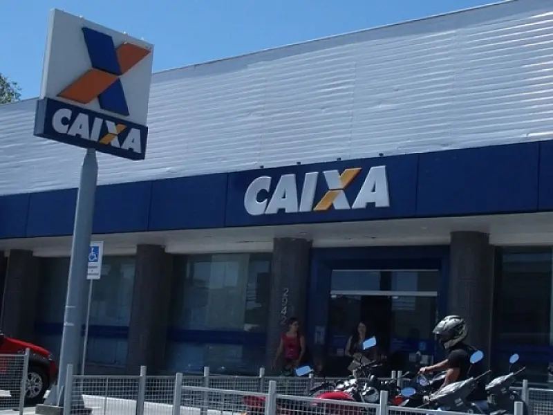 Agências bancárias fecham nesta sexta e só reabrem na segunda-feira