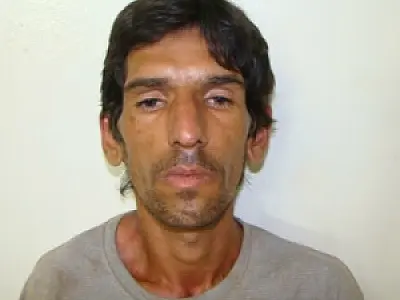 Homem tenta furtar e acaba flagrado escondido dentro de armário em Dourados