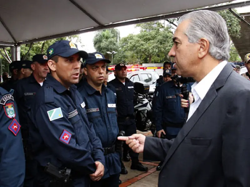 Novo concurso da segurança pública terá 400 vagas para PM e 250 para Bombeiros, anuncia governador