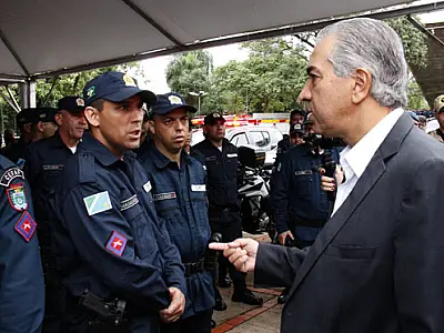 Novo concurso da segurança pública terá 400 vagas para PM e 250 para Bombeiros, anuncia governador