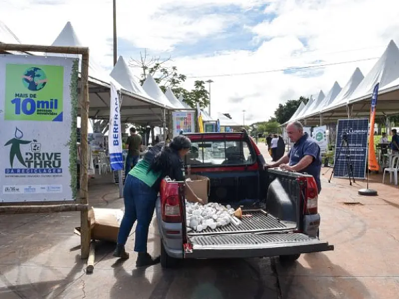 9ª EDIÇÃO DO DRIVE-THRU DA RECICLAGEM COMEÇA NESTA QUINTA-FEIRA