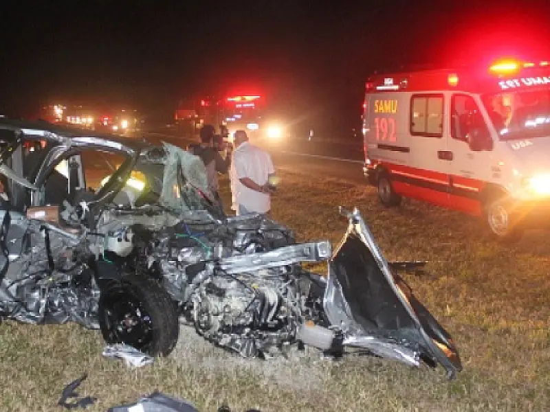 Homem dirige na contramão por mais de 30 km na Washington Luiz e causa acidente com 2 mortos