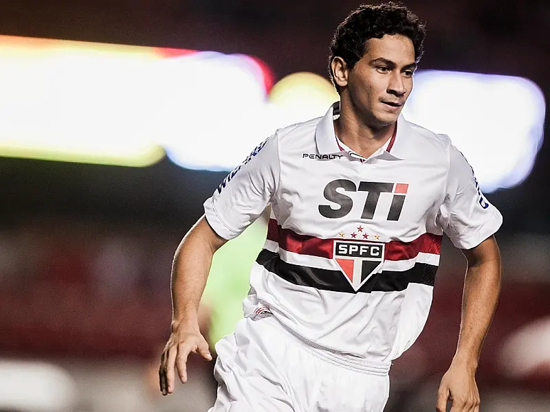 Ganso ganha vaga de titular no time do São Paulo