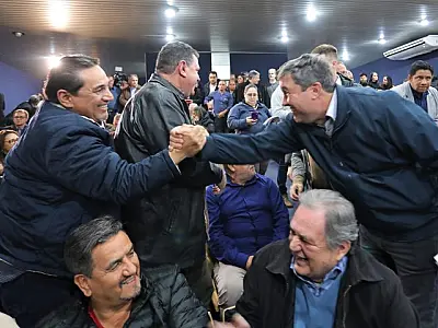Prefeitos dizem que entrega de maquinários vai melhorar produção
