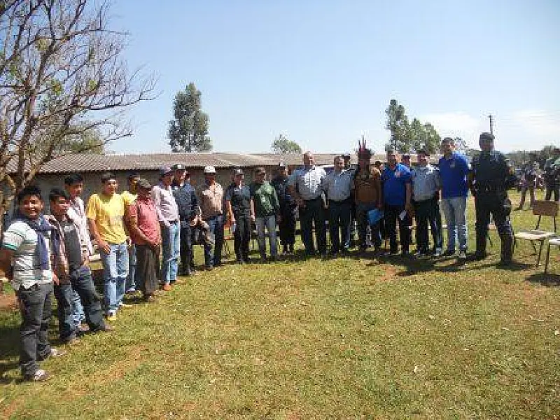 Índios debatem segurança com policiais do Brasil e do Paraguai