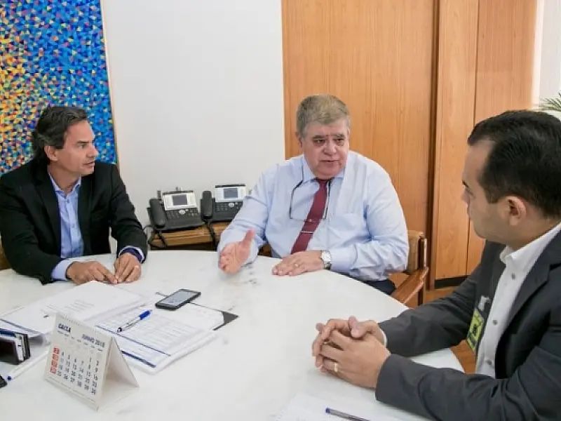 Em Brasília, Marquinhos busca recurso para Hospital do Trauma e ampliação do custeio federal