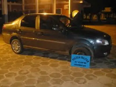 Polícia recuperam veículo furtado no Rio Grande do Sul