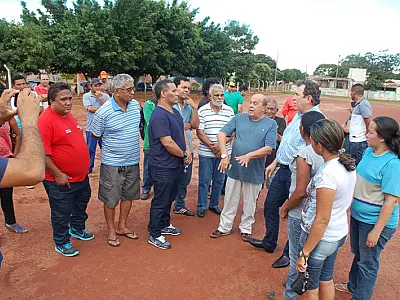Campo de futebol do bairro Cidade Morena receberá revitalização