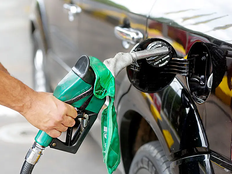 Petrobras reduz preço da gasolina em 0,9% e do diesel em 0,1% a partir de quinta